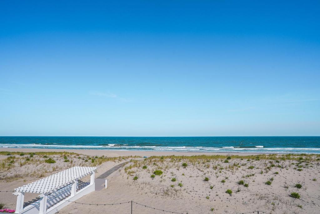 Spray Beach Oceanfront Hotel image