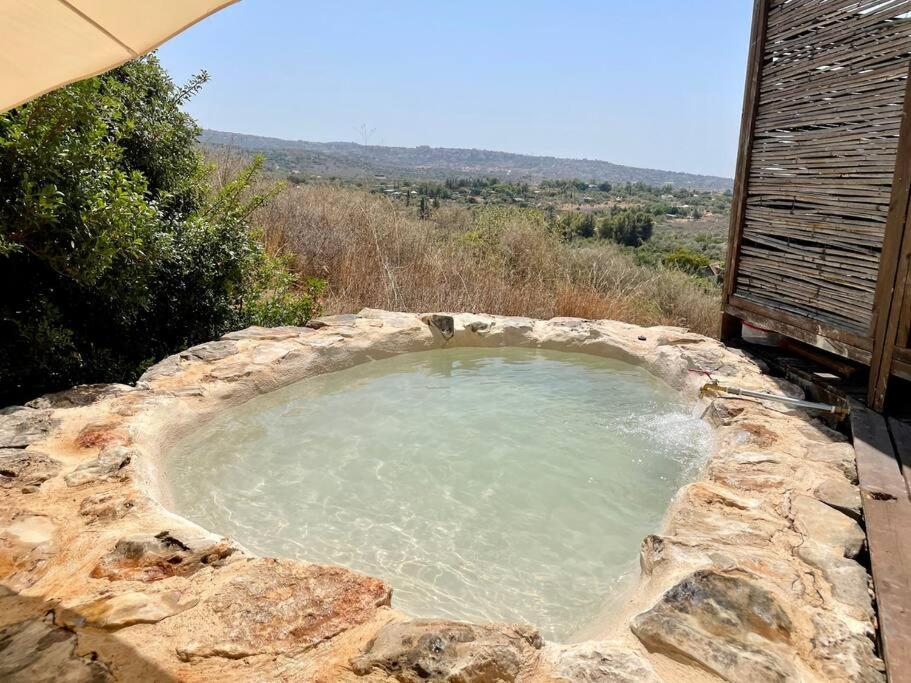 Best View Romantic Cabin In Eco Village Klil photo 3