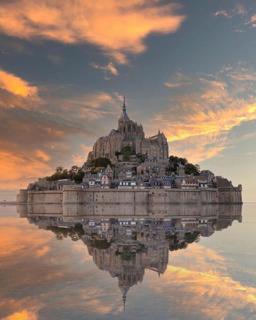 BAIE MT ST MICHEL VILLA Caprice Rdc 50 m Mer Prés Plage DDAY 7pers photo 2