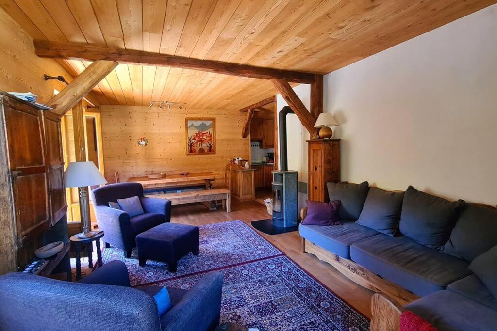 Appartement de charme, vue sur les montagnes.