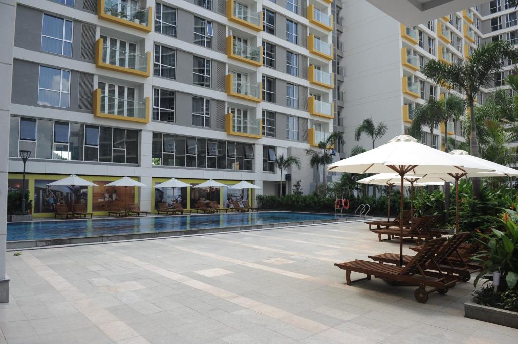 Апартаменты (Апартаменты-студио), Bluesky Serviced Apartment Airport Plaza