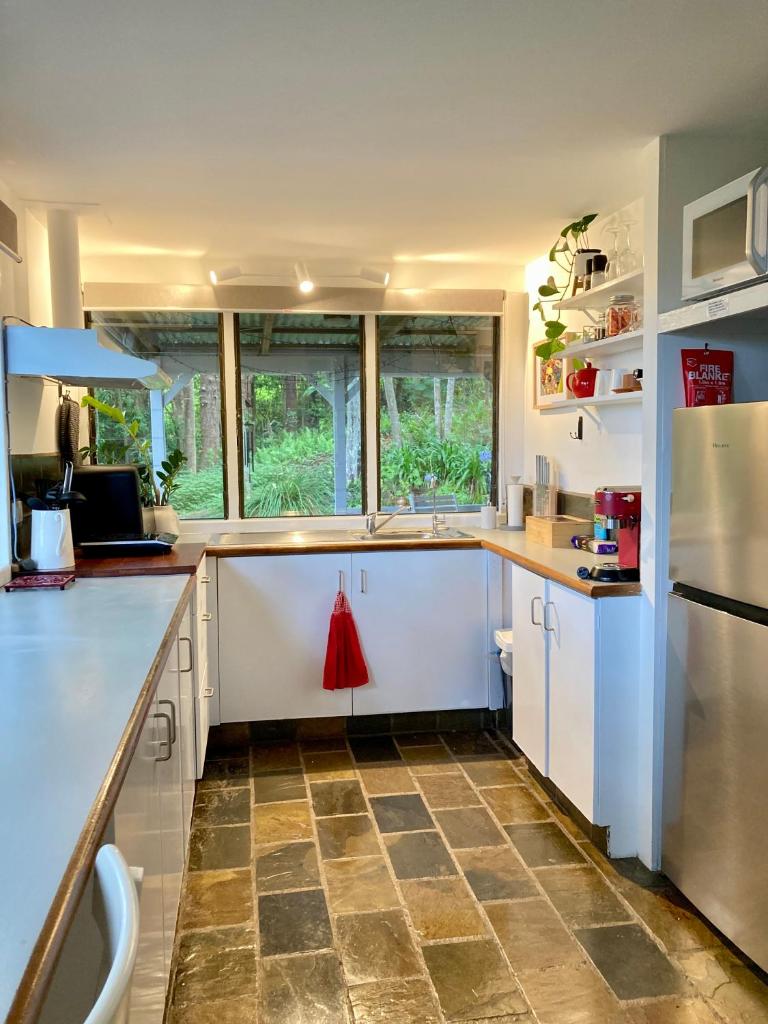 Cosy Cottage in the Bunya Forest photo 1