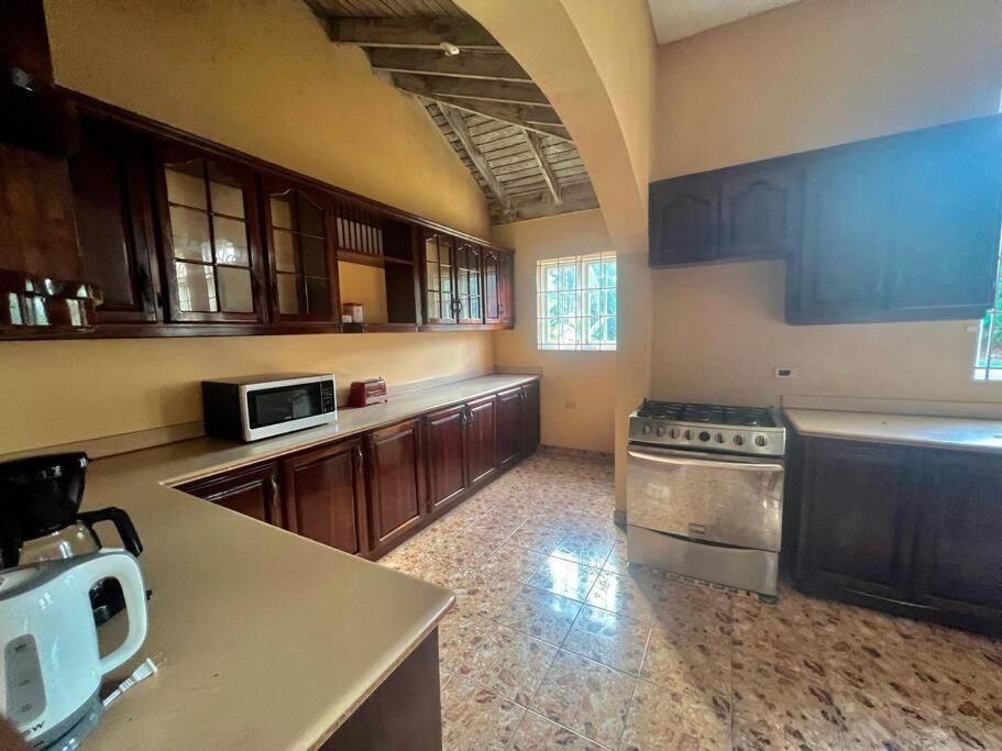 Upton Breeze Resort photo 1