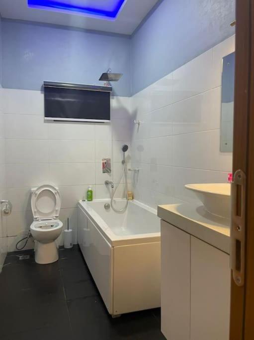 2 bedroom luxury apartment Jahi photo 4