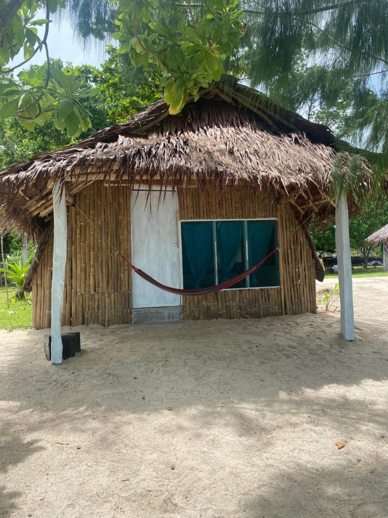 Port-Olry BnB BeachView photo 3