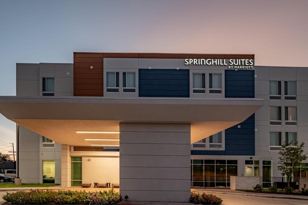 SpringHill Suites by Marriott Dallas Central Expressway image