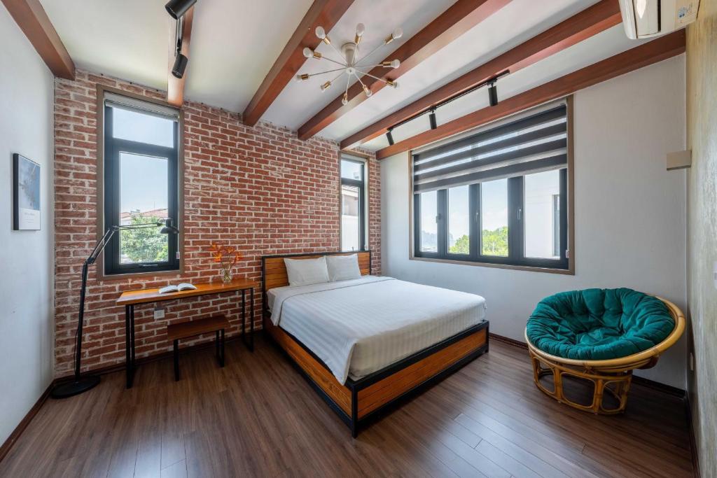 Mint Ha Long FLC Golf & Resort