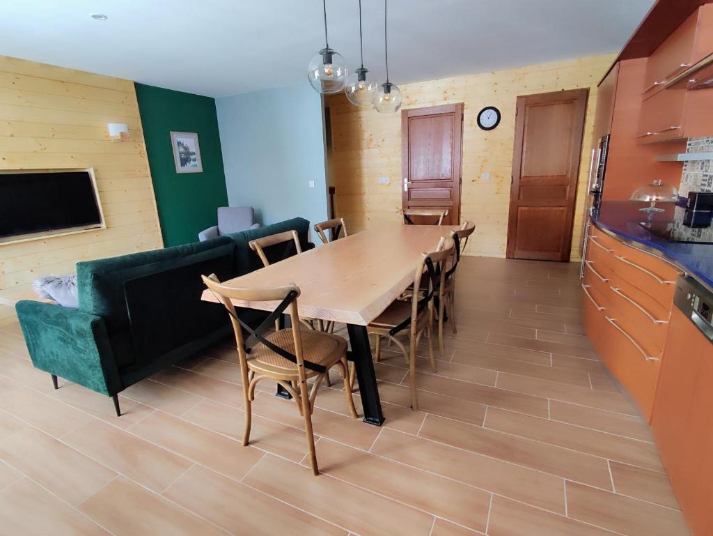 Luxueux appartement T4 skis aux pieds à Tignes le Lac photo 2
