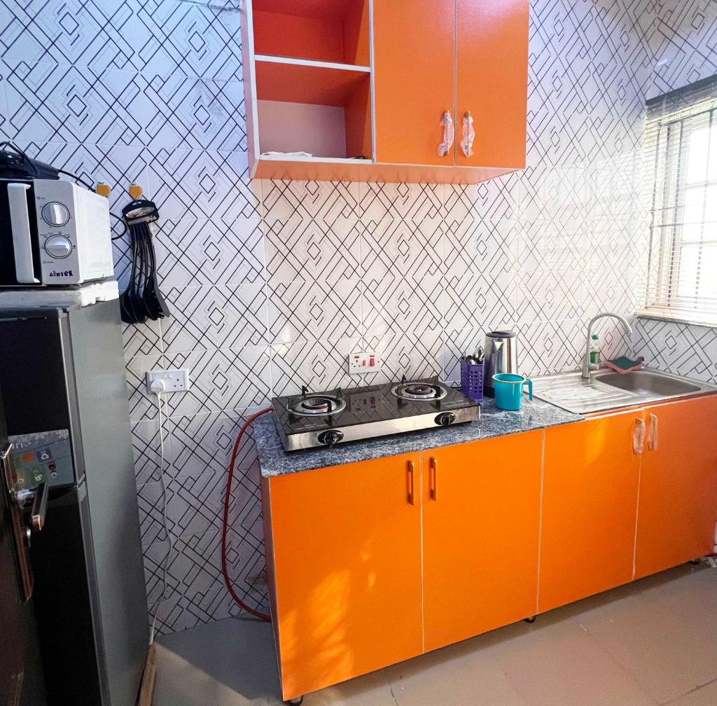 Signature Residence photo 2