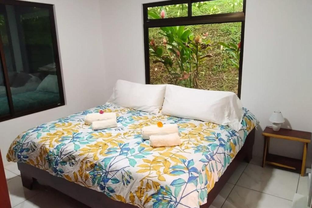 Luxury & Peaceful Lake Dream Villa With Pool1
