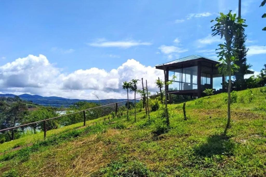Luxury & Peaceful Lake Dream Villa With Pool1 photo 1