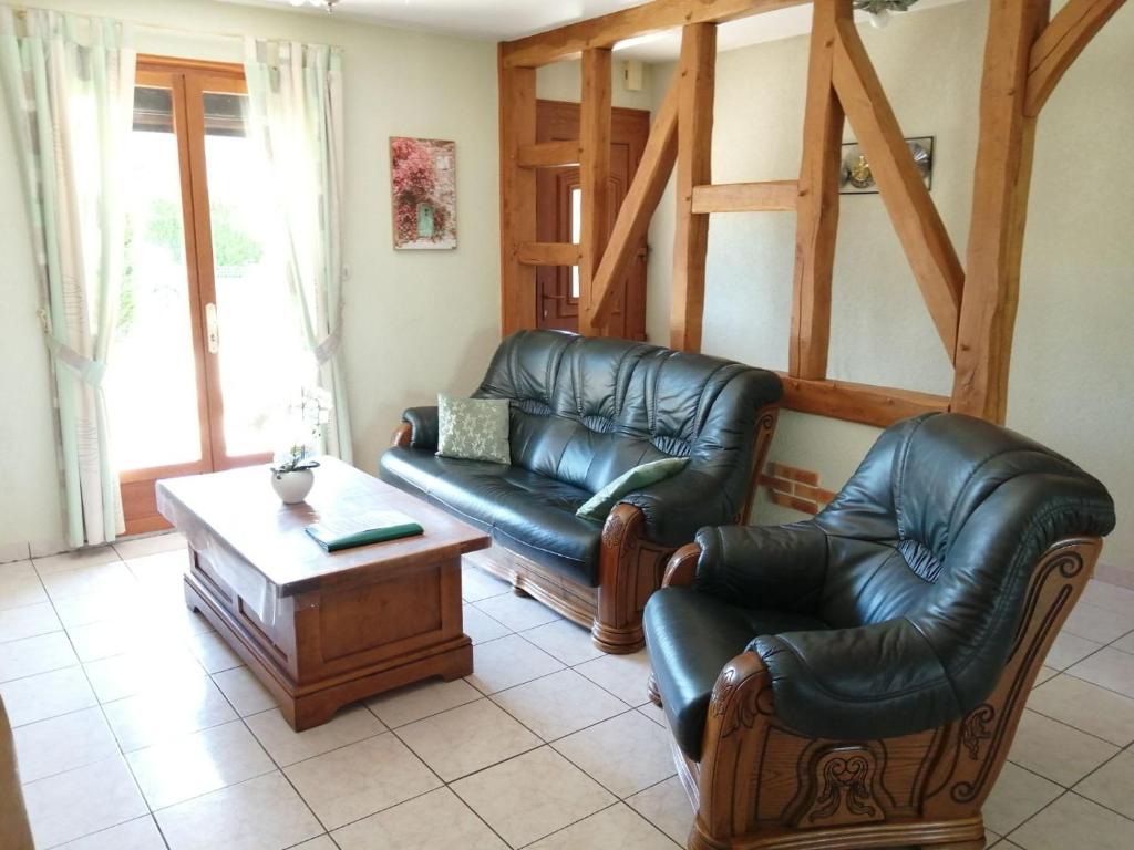 Maison au calme, grand jardin photo 1