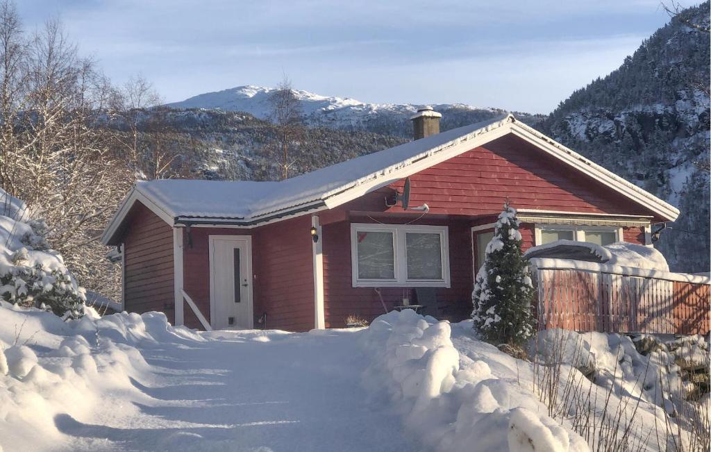 Lovely Home In Bjordal With Kitchen