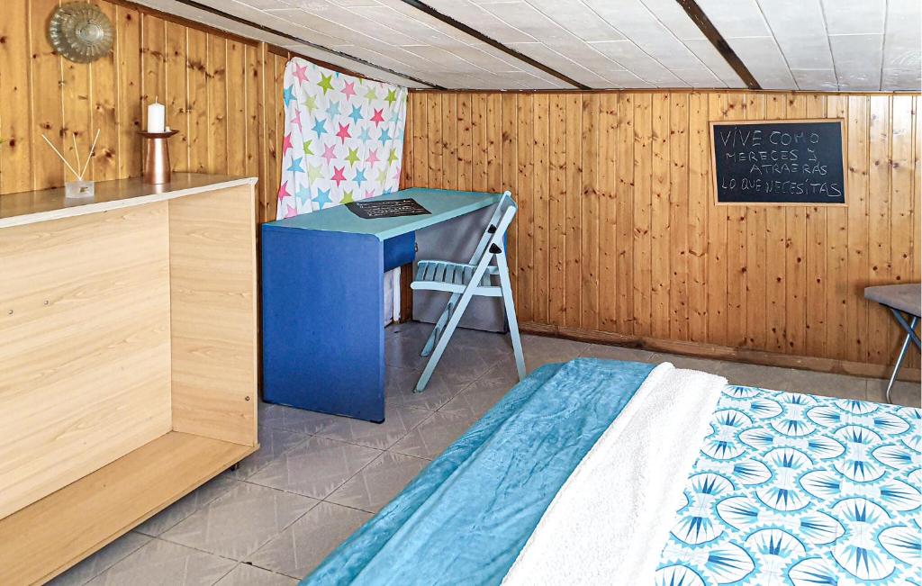 Pet Friendly Home In Deltebre With Kitchenette photo 4
