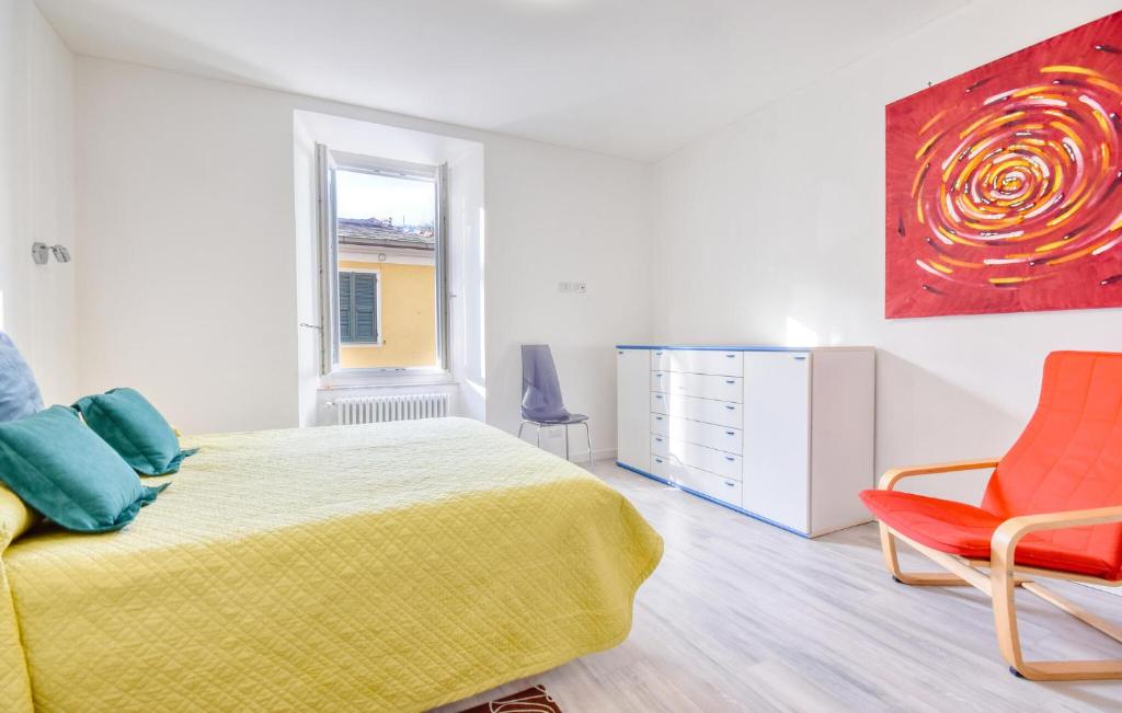 3 Bedroom Stunning Apartment In Savona photo 2