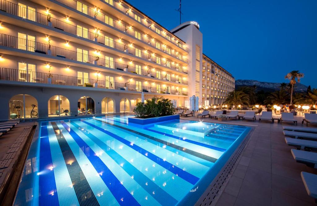 Bluesun Hotel Jadran photo 2