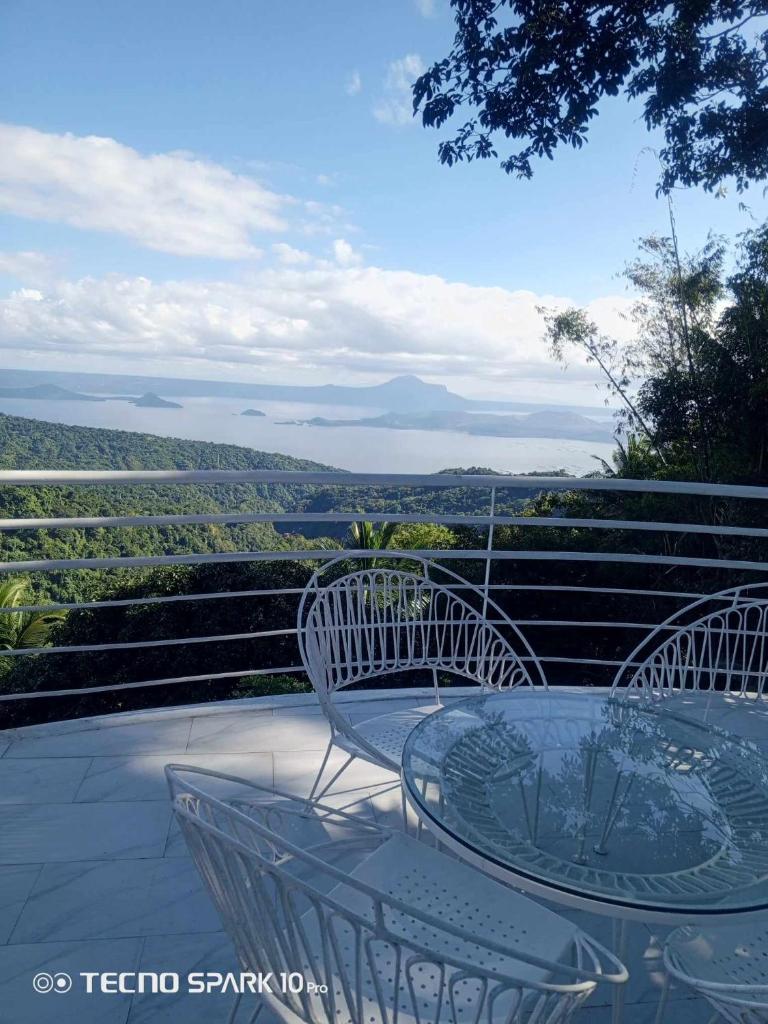 Dondi's Way - a private vacation home in the heart of Tagaytay City photo 2