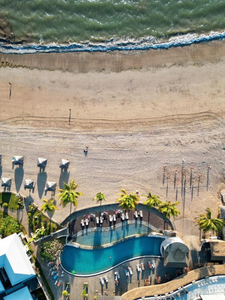Palm Beach Resort & Spa photo 2
