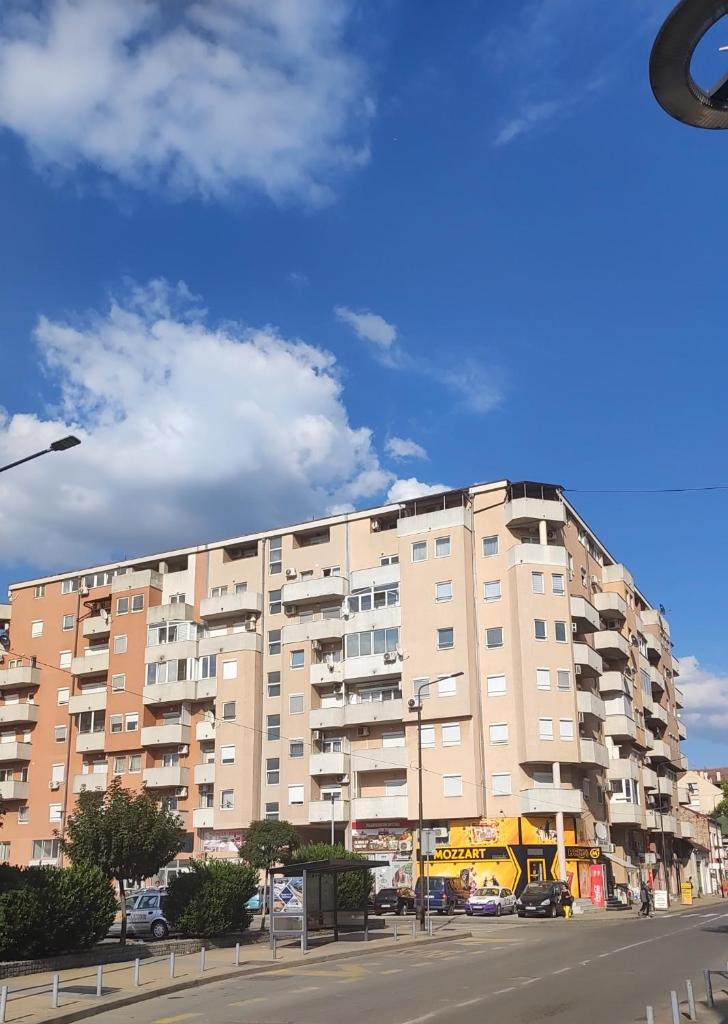 Stan na dan Loznica photo 2