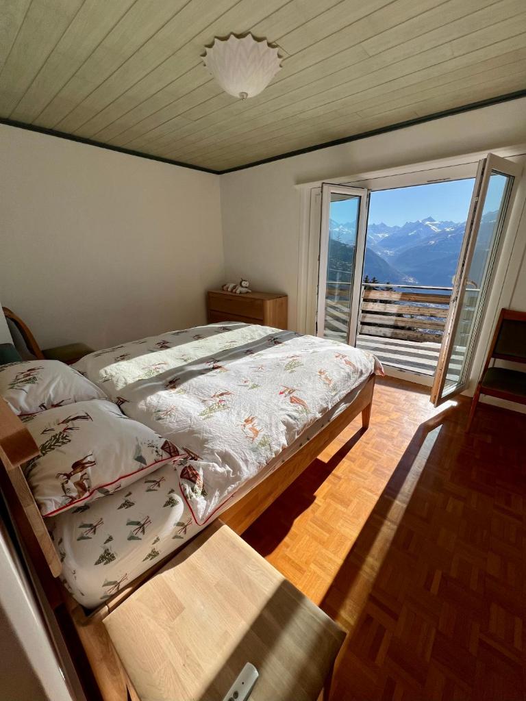 Chalet La Louise avec vue imprenable photo 4