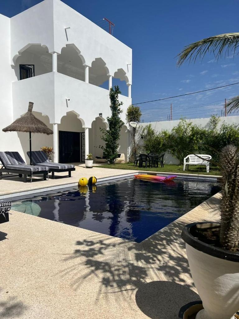 La Baraka, extravagant villa for 8 with pool in Saly