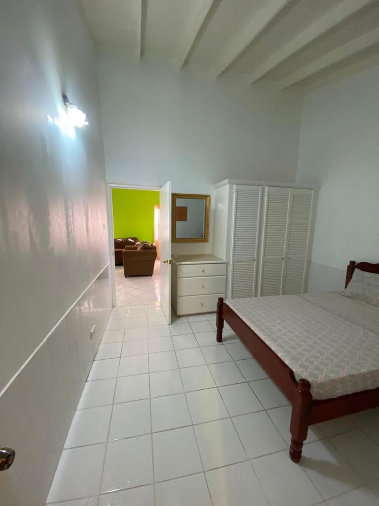 Thrillers Apartments photo 1