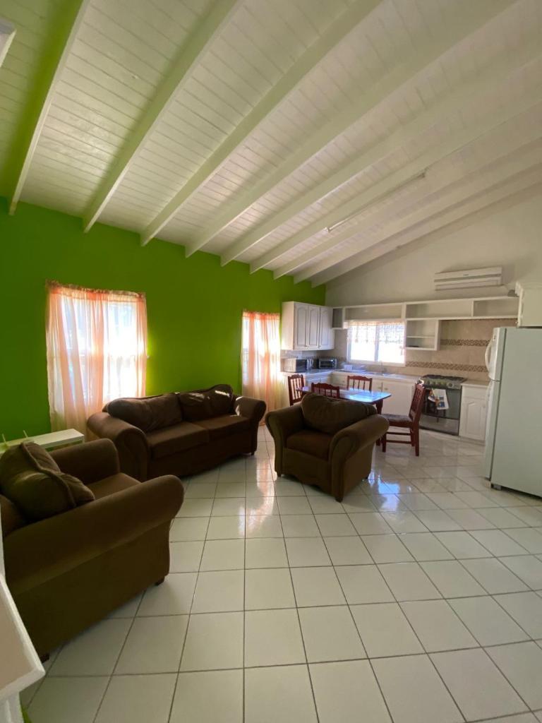 Thrillers Apartments photo 2