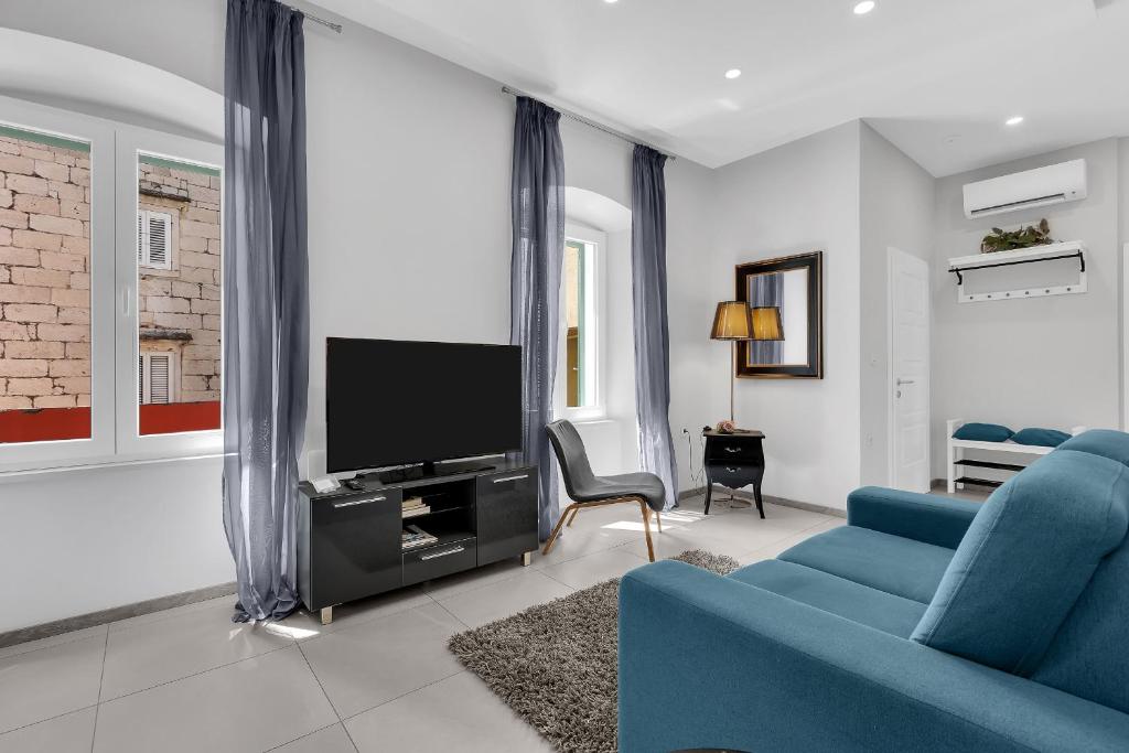 City Center Apartment Dvor Kalalarga photo 1