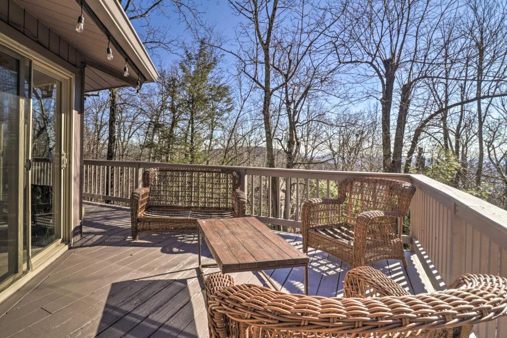 Rustic Getaway with Fireplace - Walk to Slopes! photo 2