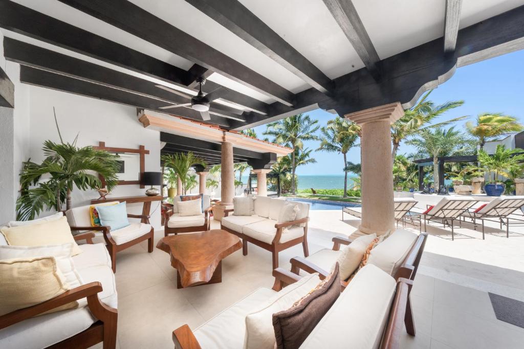 Villa Albatros Oceanfront Luxury Hotelzone photo 3