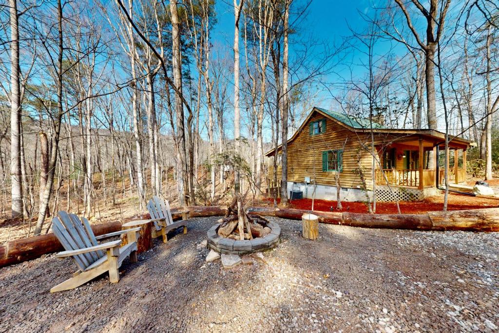 Pine Tree Lodge
