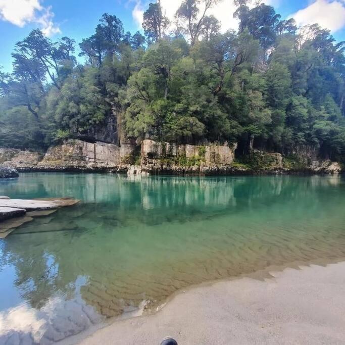 La Bella Patagonia Eco Lodge, Figueroa River photo 3