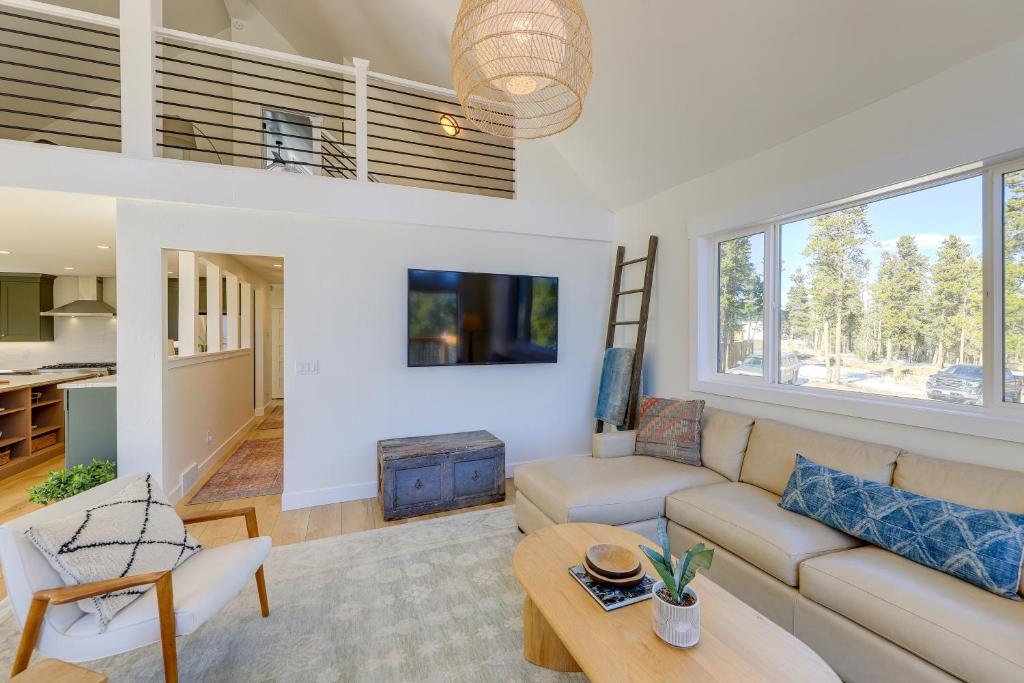 Spacious Black Hawk Home with Deck and Mountain Views! photo 4