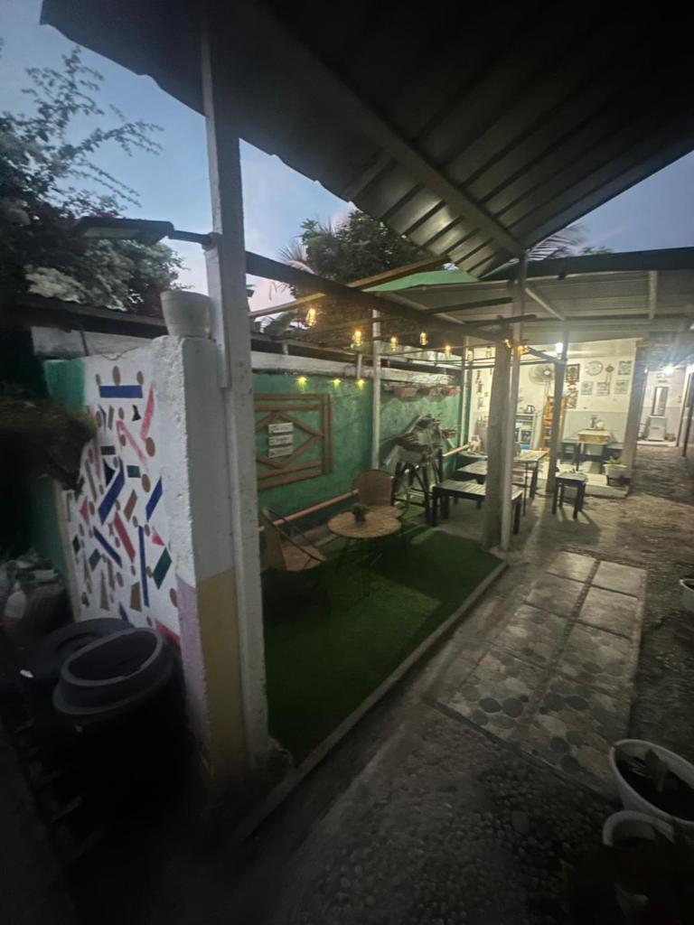 Maui's Place photo 2