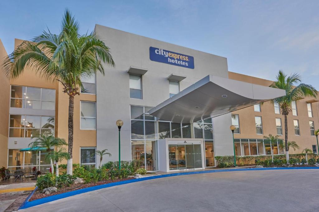 City Express by Marriott Playa del Carmen