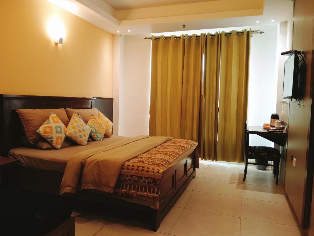 HOTEL CENTRA photo 1