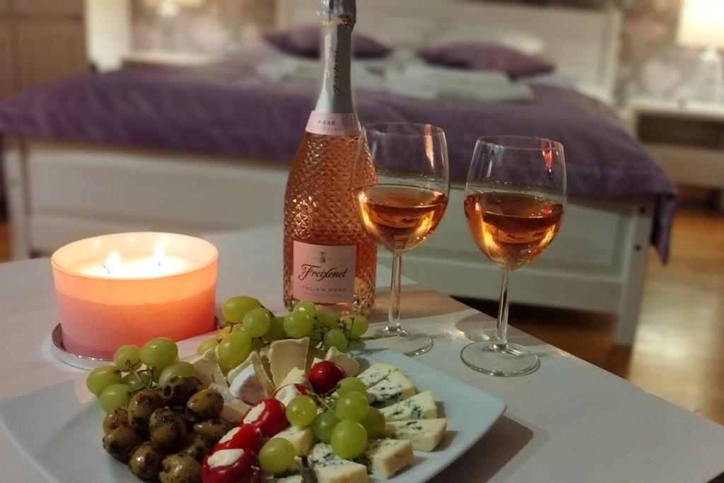 Apartamety i Pokoje Gościnne Na Jaskółczej photo 3