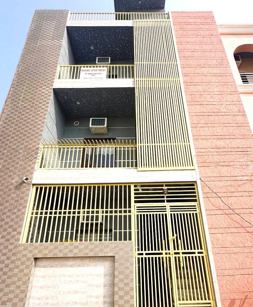 NANNU APARTMENT -- LPU Law Gate -- For Families, Students, Parents, Couples
