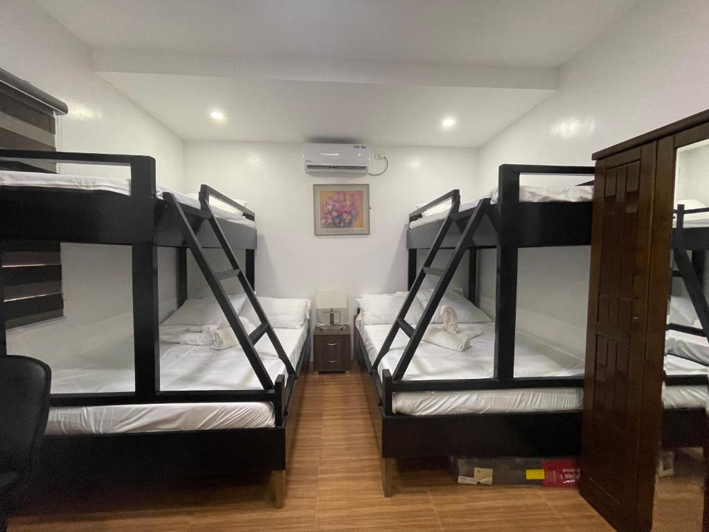 Home in Pampanga, 3 bedroom house, Mabalacat