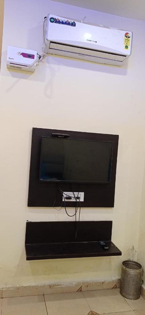 Hotel Amar Inn photo 2