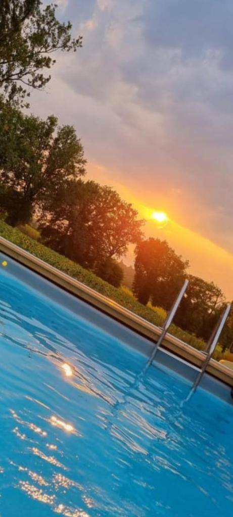 Maison de Vacances avec Piscine Privée en Dordogne photo 4