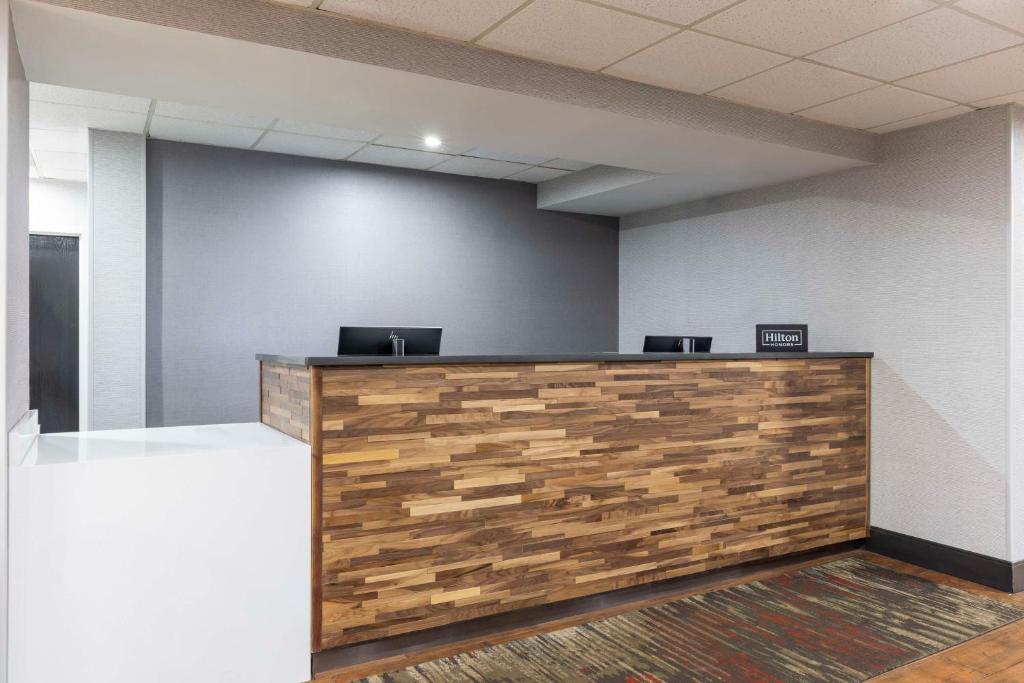 Hampton Inn Athens photo 4