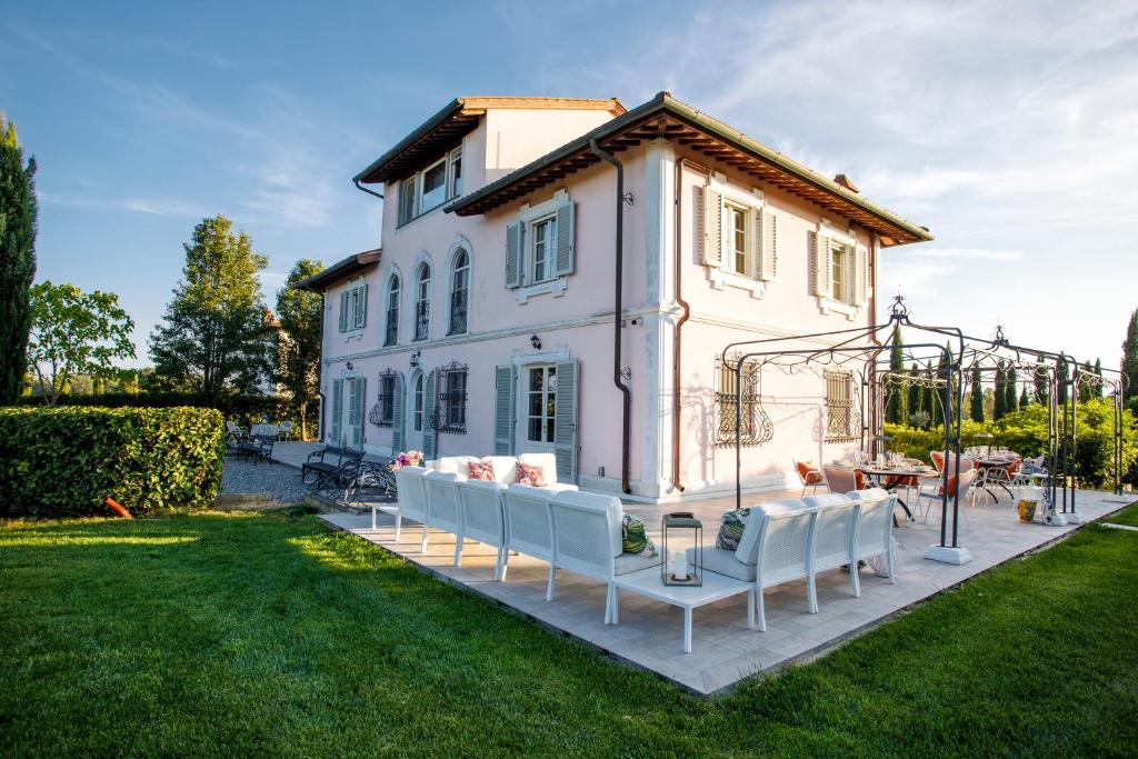 Villa Montefalcone: Charm, Private Pool, and Chef photo 4