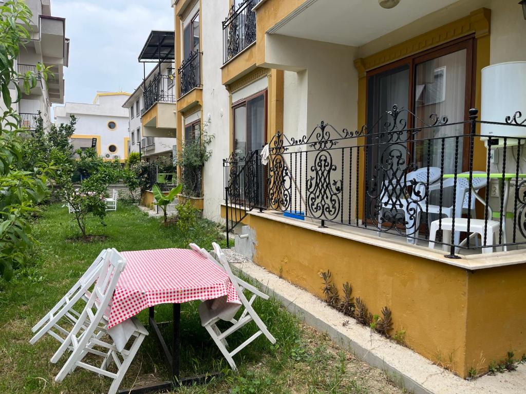 Teos Inn Holiday Apartments photo 1