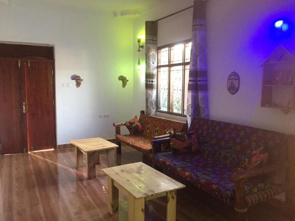 Gabibo Kendwa Beach House