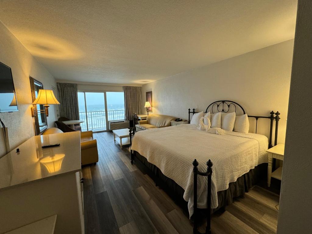 Emerald Shores Hotel - Daytona Beach photo 3
