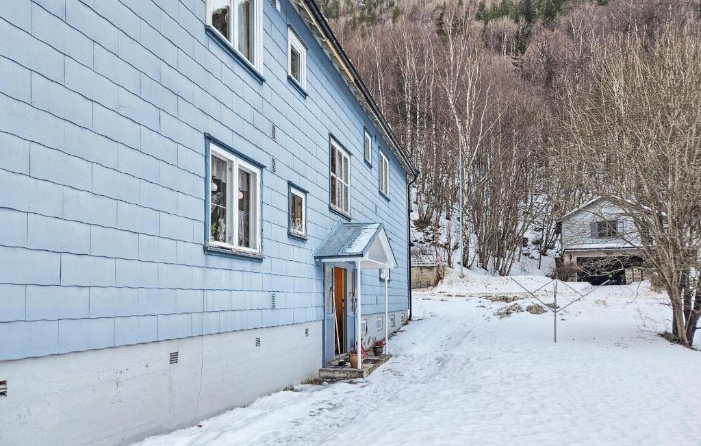 Cozy Apartment In Rjukan With House A Panoramic View photo 3