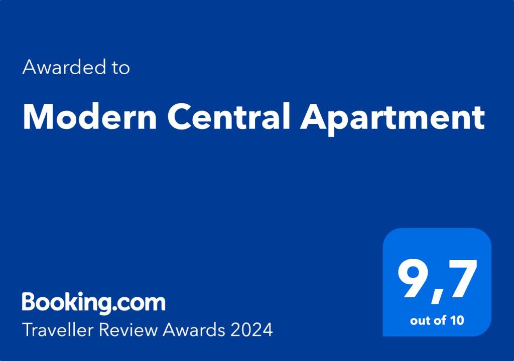 Modern Central Apartment photo 1