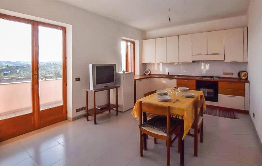 2 Bedroom Gorgeous Apartment In Badolato Marina photo 1
