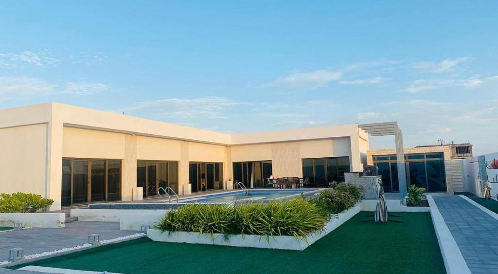 Al Saleh Chalet photo 2